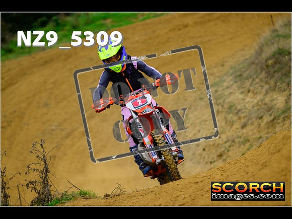 85's-011