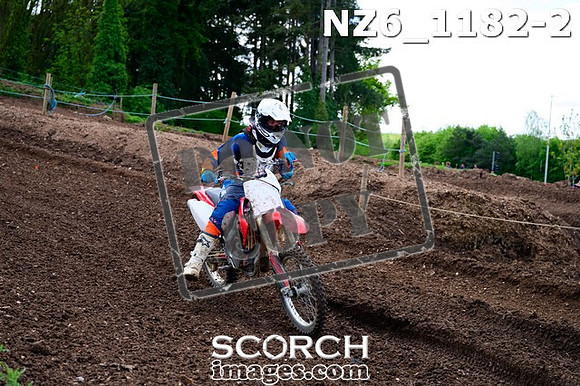 NZ6_1182-2