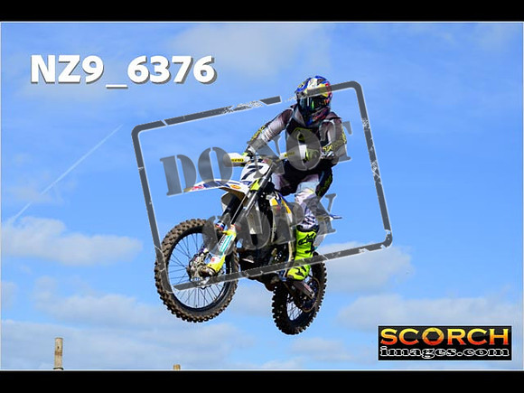 Experts-208
