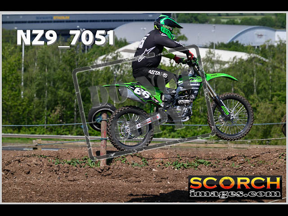 Apex Sun 04-Jun Inters Green Orange-046