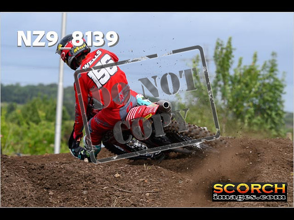Experts-079