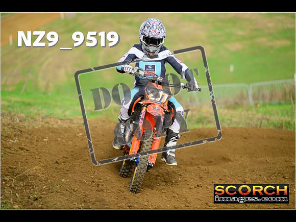 85's-009