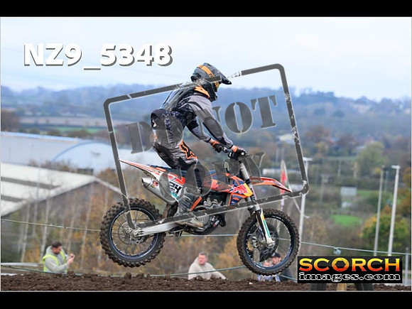 Inters-078