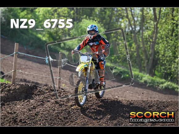 Thur01May-050
