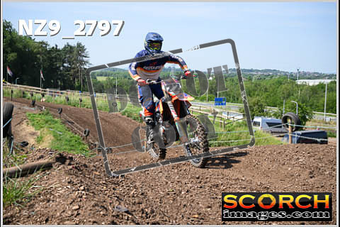 Apex Thur 15-Jun-023