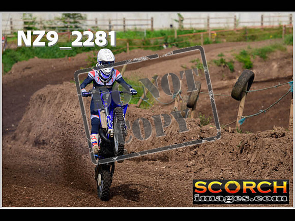 Apex Sun 28-May Inters-003