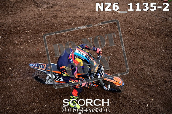 NZ6_1135-2