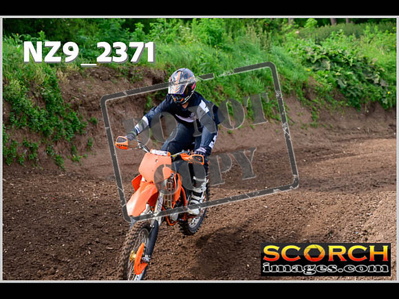 Apex Sun 28-May Inters-089