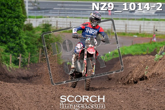 NZ9_1014-2
