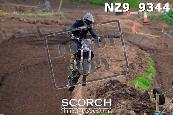 NZ9_9344