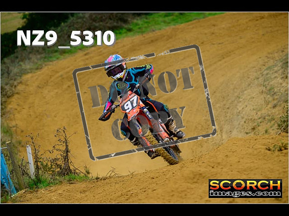 85's-012