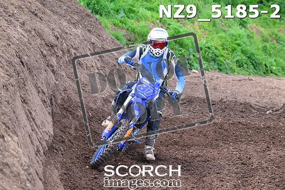 NZ9_5185-2