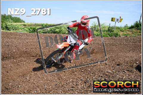 Apex Thur 15-Jun-007