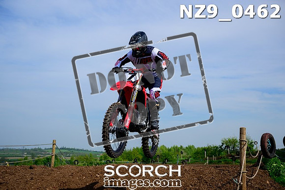 NZ9_0462