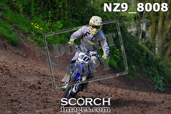 NZ9_8008