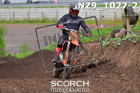 NZ9_1027-2