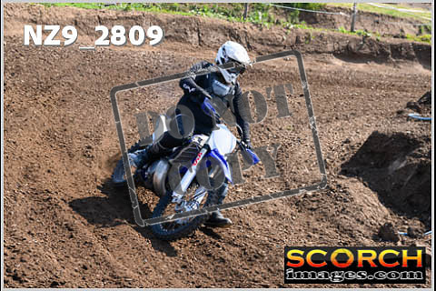 Apex Thur 15-Jun-035