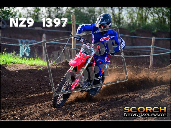 Experts-105
