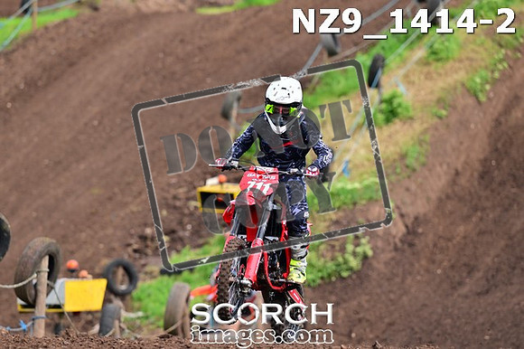 NZ9_1414-2