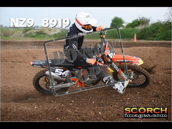 Inters-091