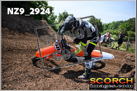Apex Thur 15-Jun-126