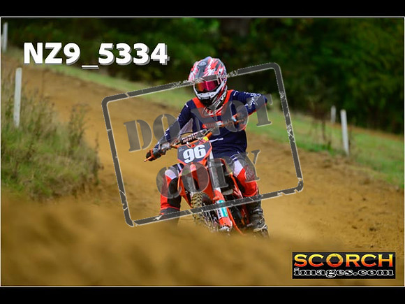 85's-032