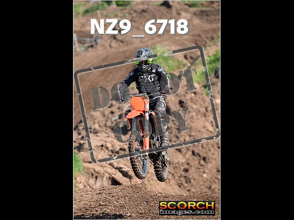 Thur01May-018