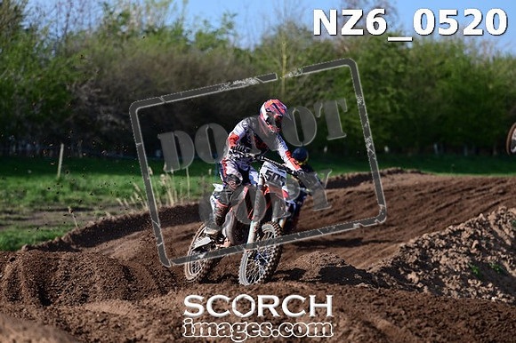 NZ6_0520