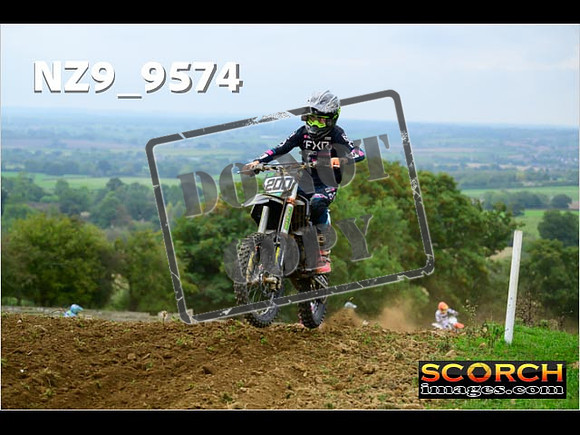 85's-064