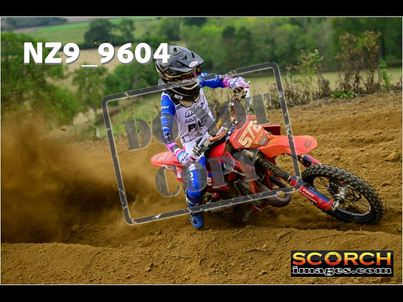 85's-094