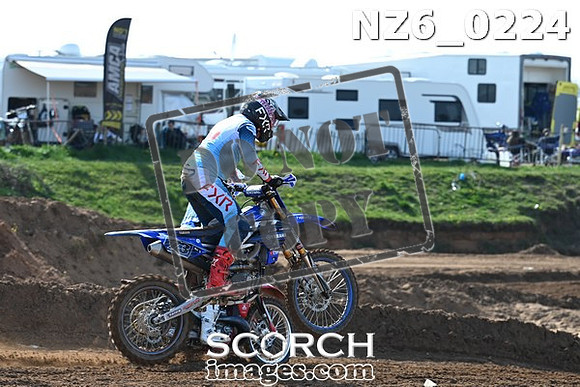 NZ6_0224
