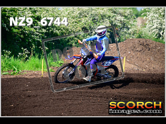 Lower Drayton 125 Youth and Women-009