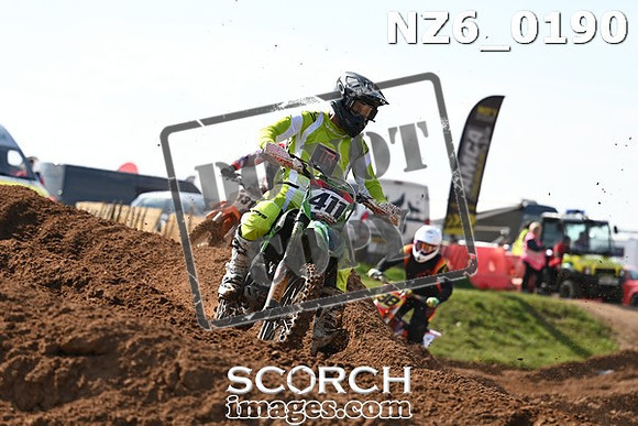 NZ6_0190