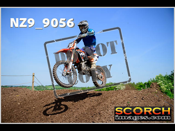 Experts-124