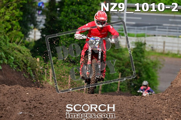 NZ9_1010-2