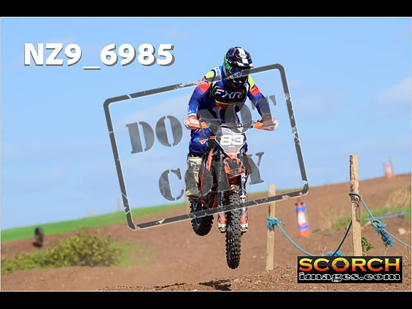 IntersBlue-398