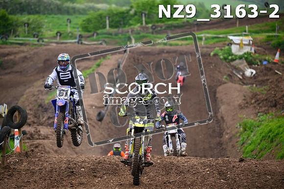 NZ9_3163-2
