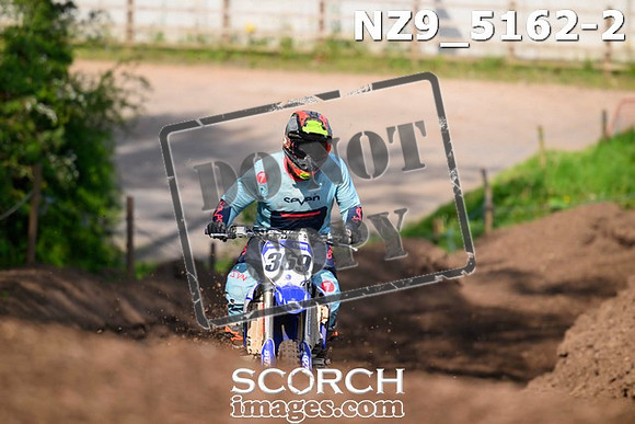 NZ9_5162-2
