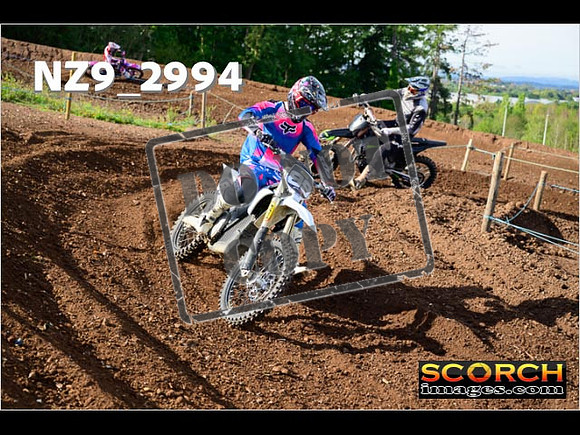Experts-189