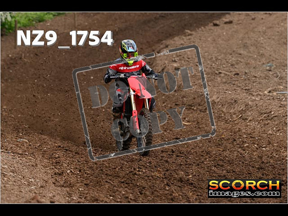 Thur08May-070