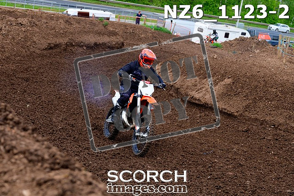 NZ6_1123-2