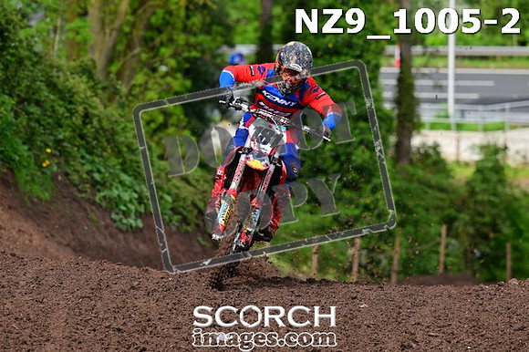 NZ9_1005-2