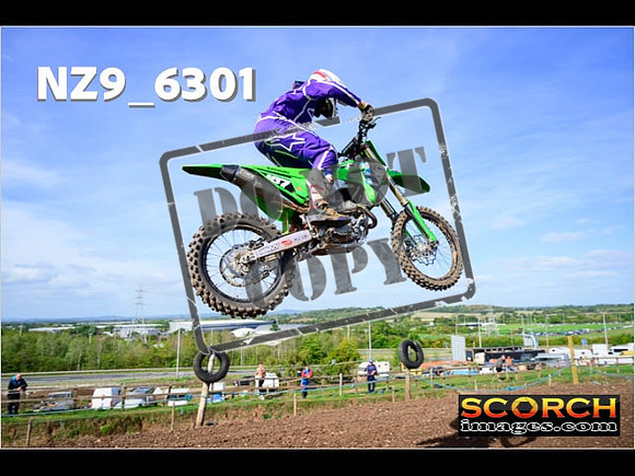 Experts-150