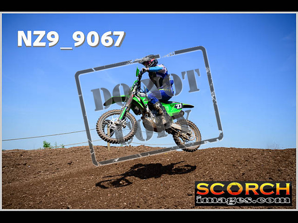 Experts-135