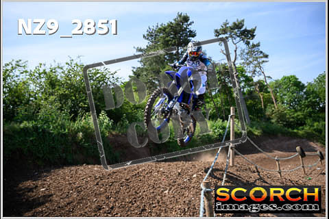 Apex Thur 15-Jun-074