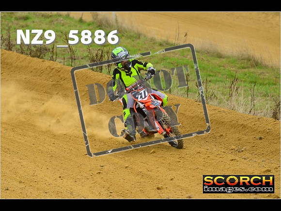 85's-092
