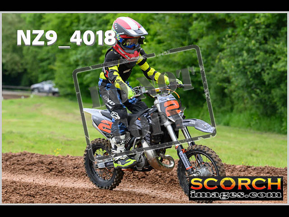 LDR Wed 31-May Autos 65's-096
