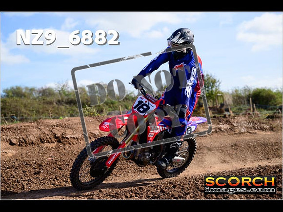 Experts-372