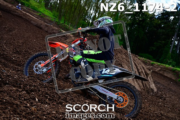 NZ6_1174-2
