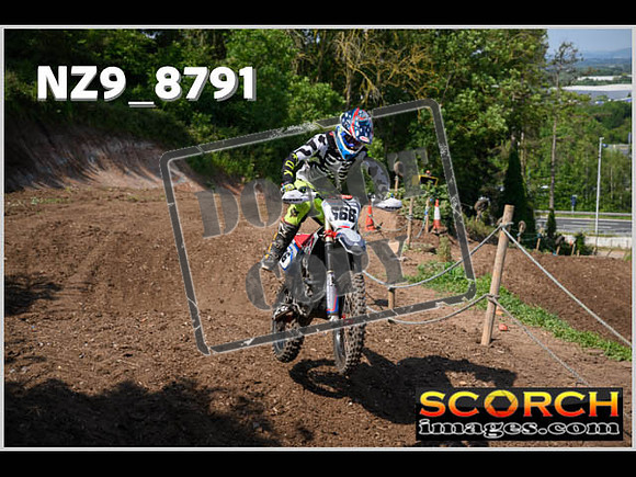 Apex Thur 08-Jun-069